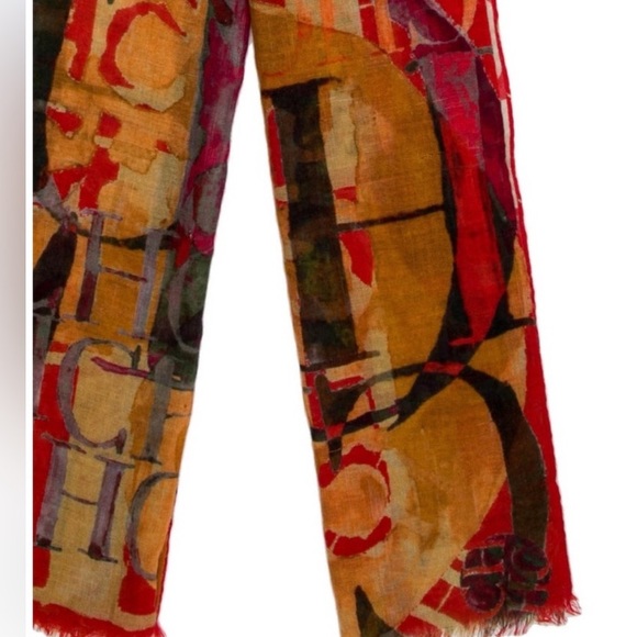 •Closet Under Construction• - Picture 3 of 3